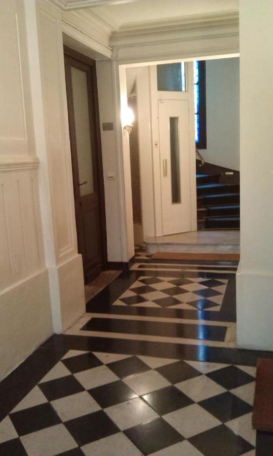 Appartement 2 Pieces Faubourg Saint Germain 7