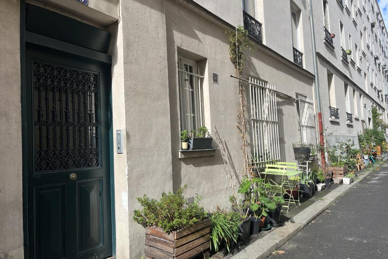 Apartment Charming In The Heart Of Paris