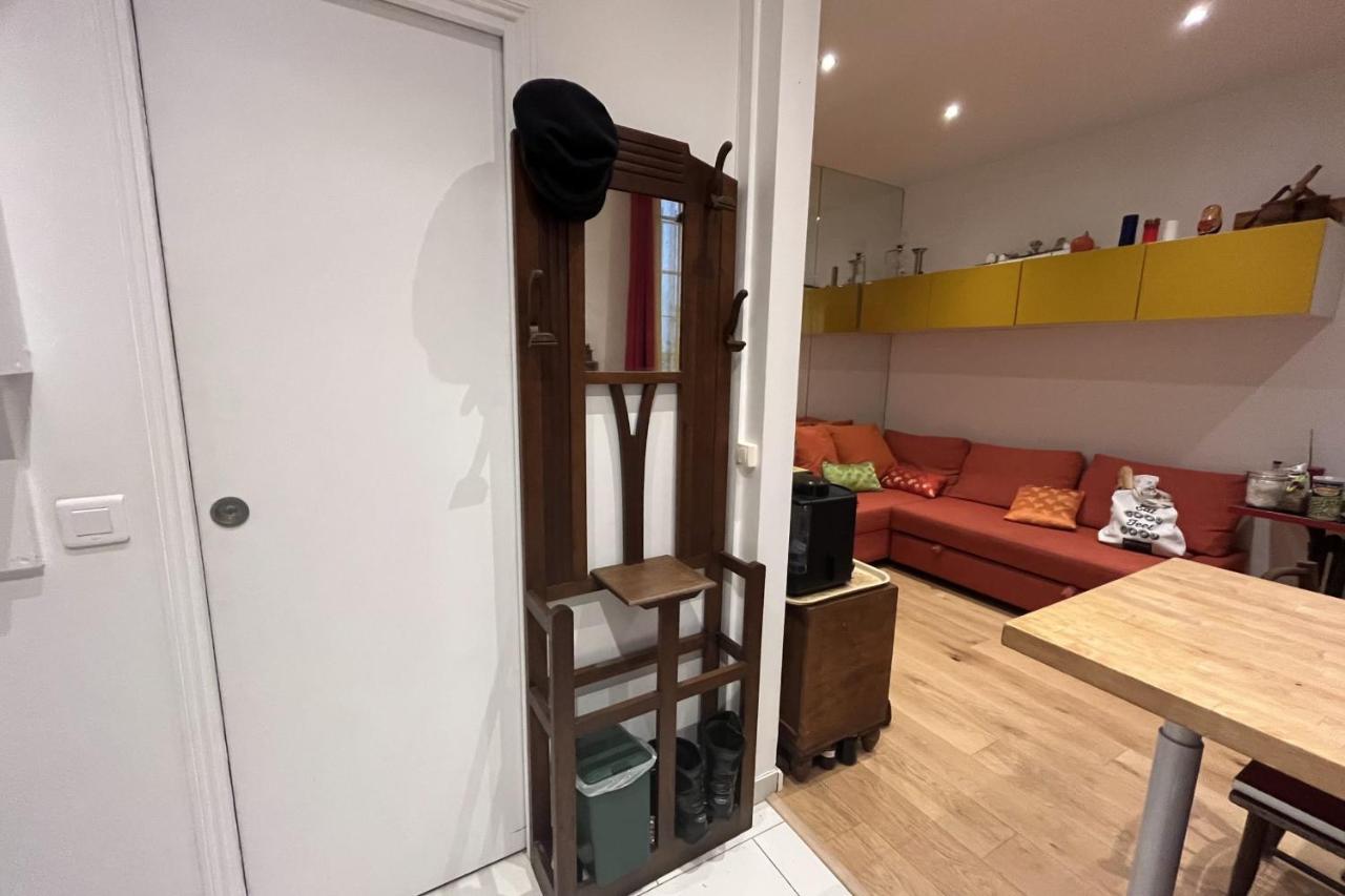 Apartment Charming In The Heart Of Paris