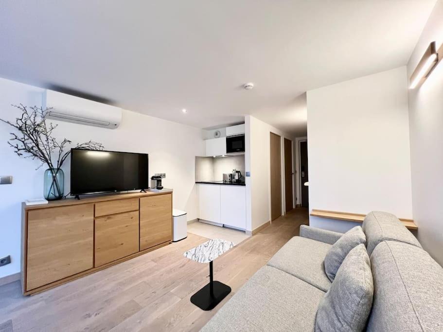Apartment Parisian I118944i1 Chambreimontmartre-pigalle *