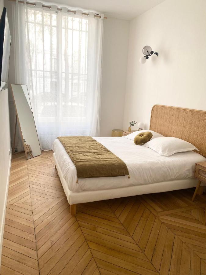 Appartement Tour Eiffel/luxury N°6 *