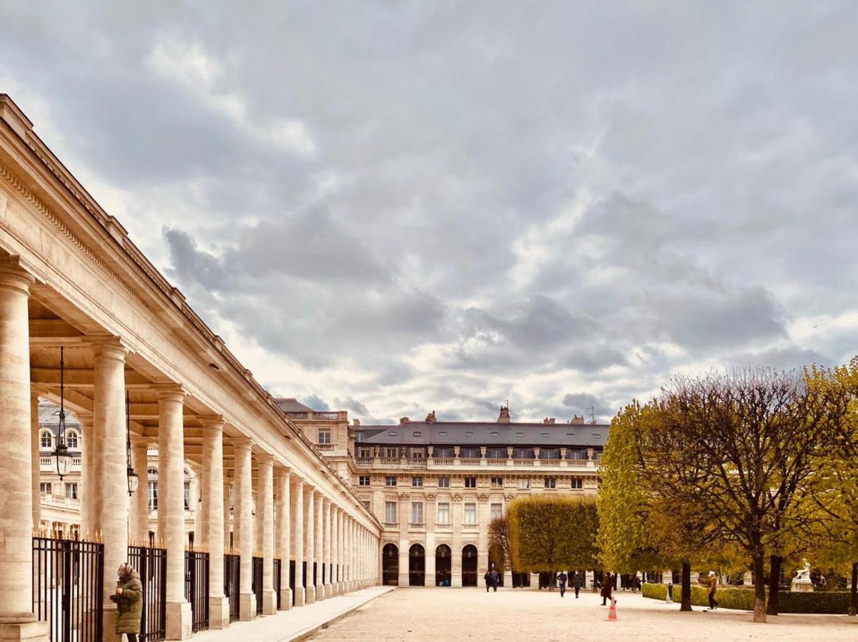 Urban Flat 70 - Authentic 3bdr Parisian Flat Apartment