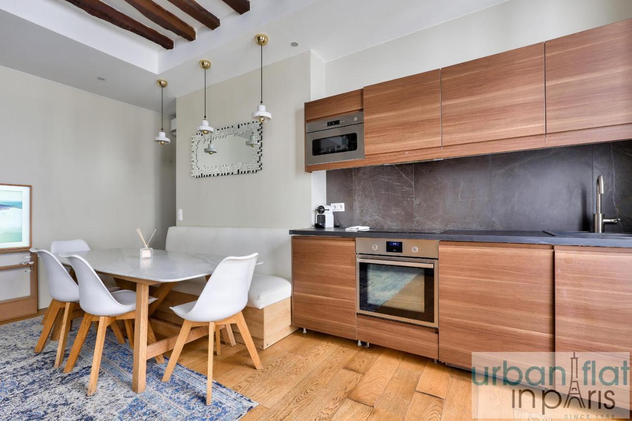 Urban Flat 70 - Authentic 3bdr Parisian Flat Apartment