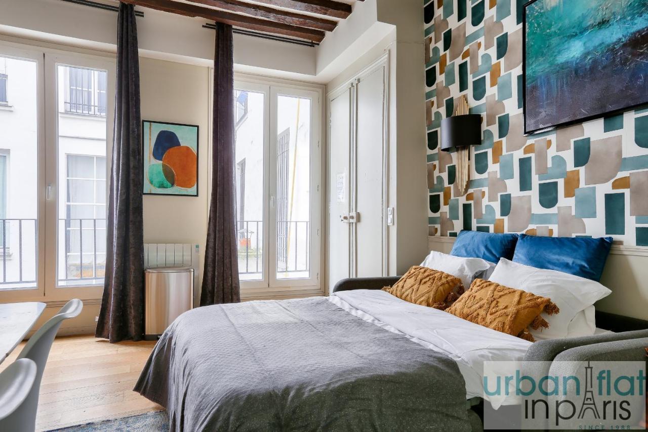Urban Flat 70 - Authentic 3bdr Parisian Flat Apartment *