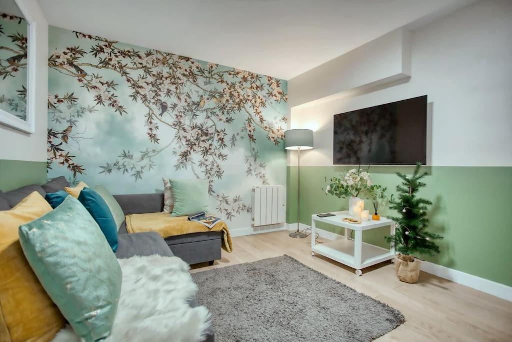 Amazing New Bastille 3 Bedrooms 2 Bathrooms Apartment Paris