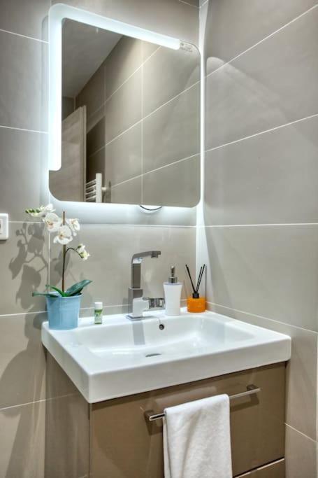Appartement Amazing New Bastille 3 Bedrooms 2 Bathrooms