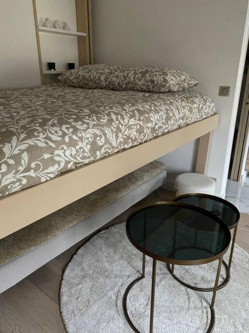 Appartement Joli 17 *