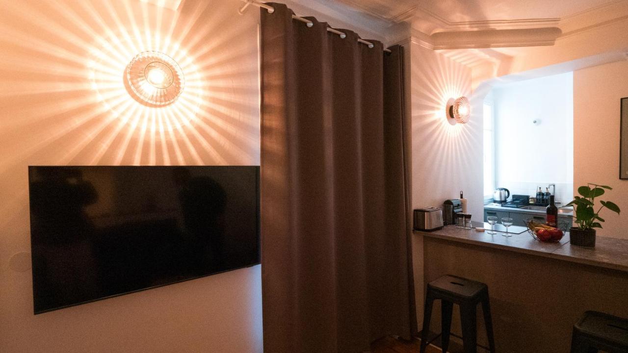 D Architecte Dans Le 11eme Appartement *