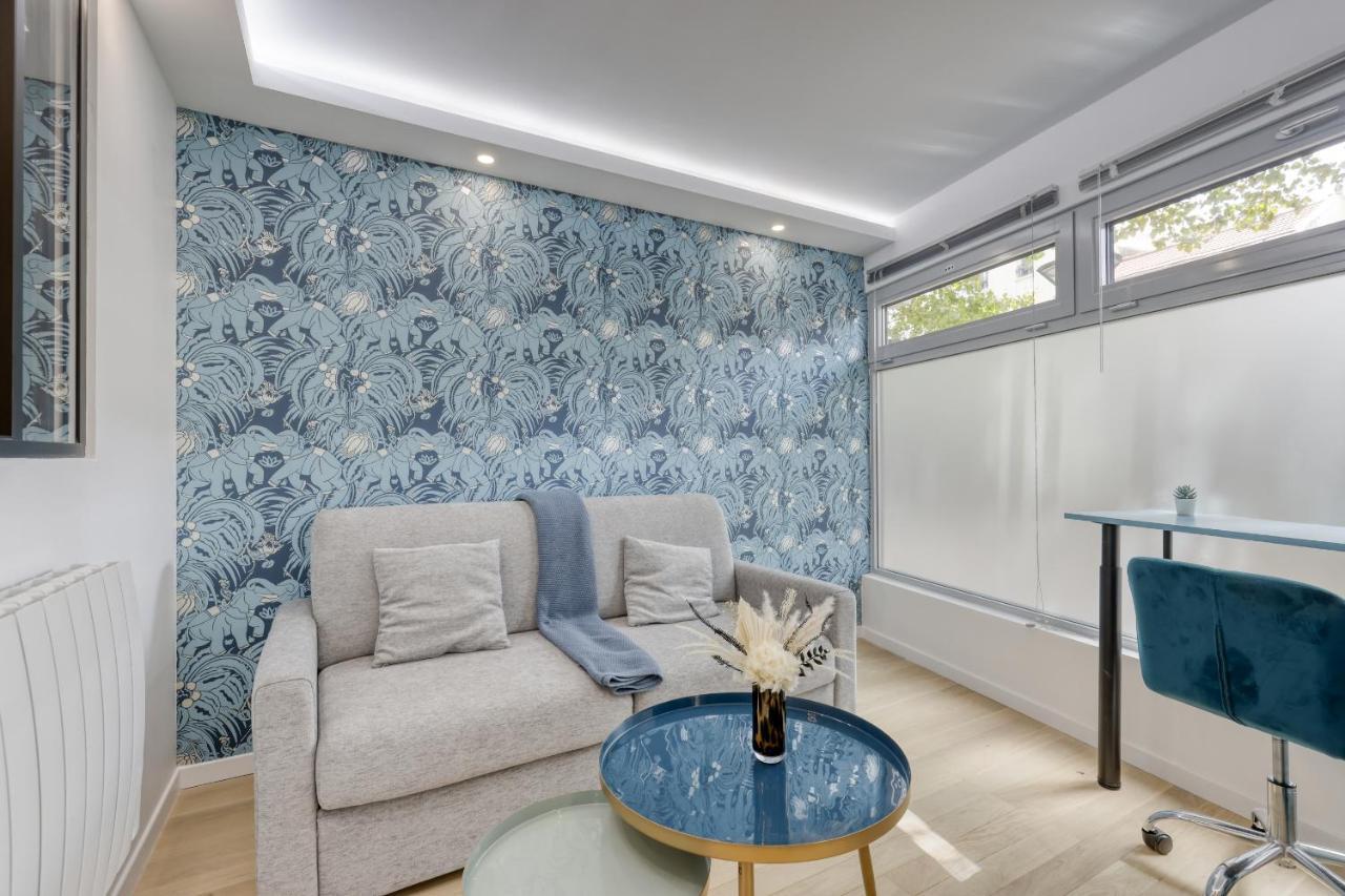 Stylish & New 1 Bdr Flat With A/c-trendy 11 Paris