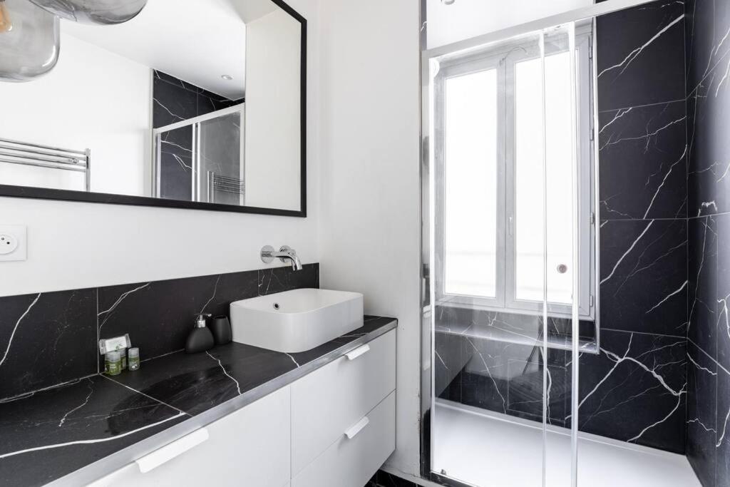 Cosy : A Deux Pas Du Sacre Coeur 4p Apartment *