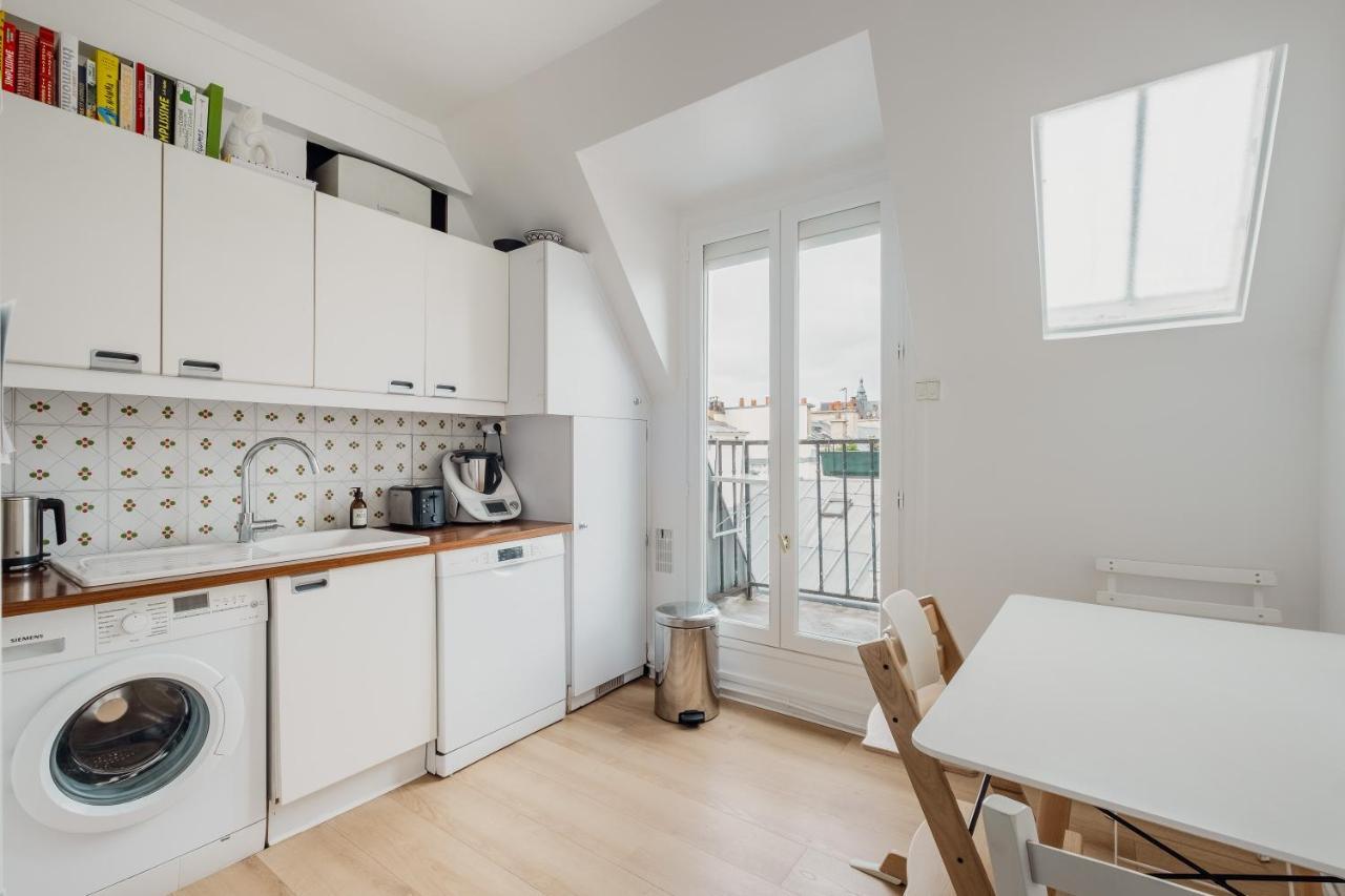 Apartment Veeve - Bright Skies Paris