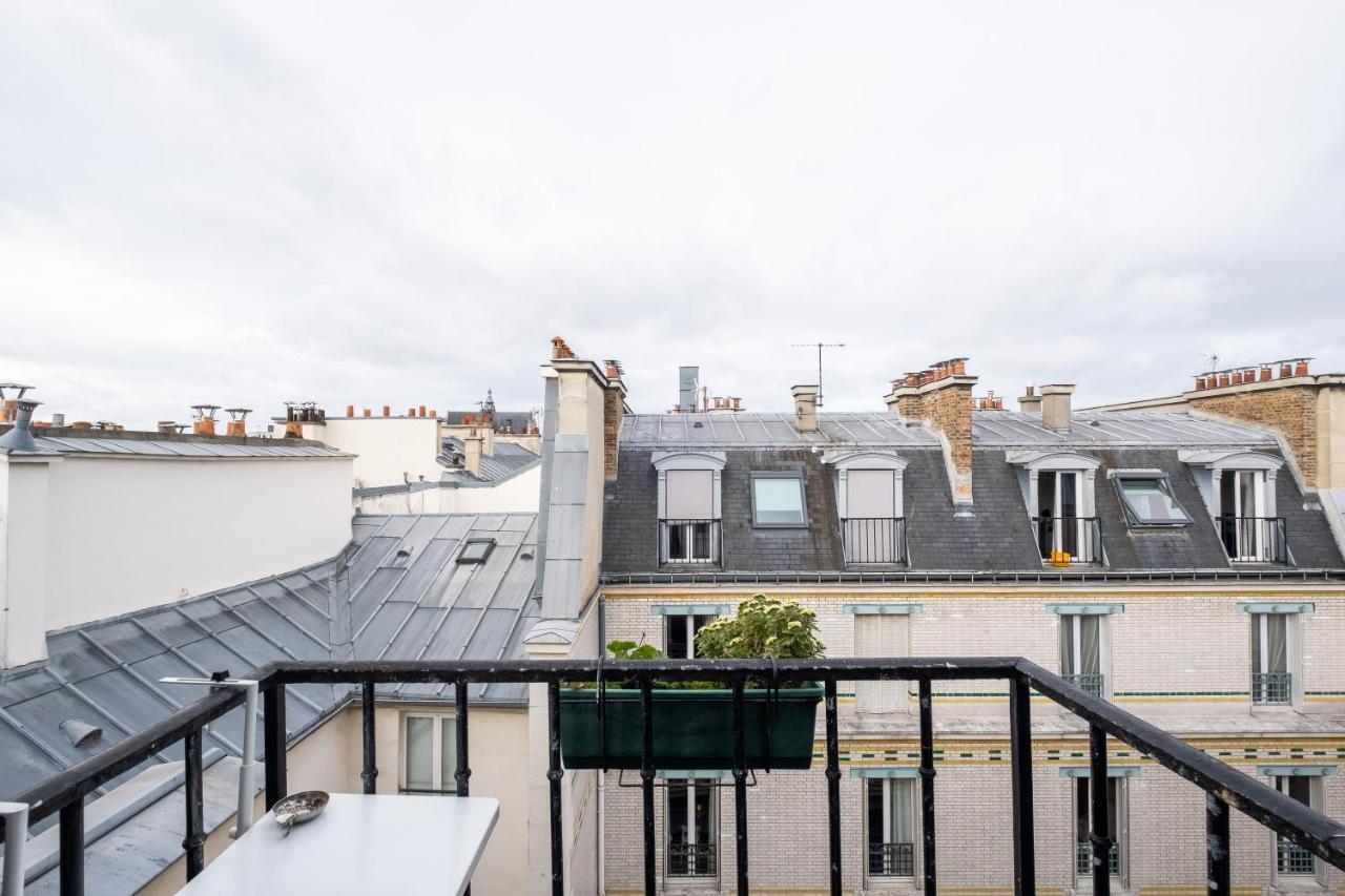 Veeve - Bright Skies * Paris