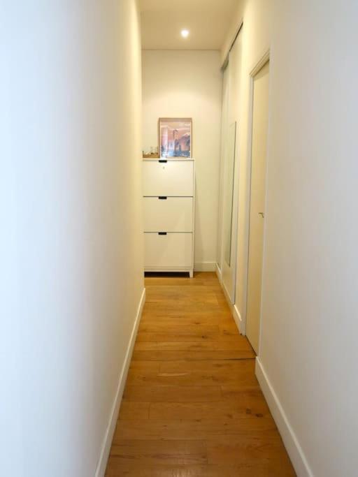 Apartment Petit Vinaigriers Republique Citycosy