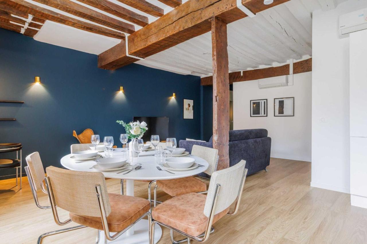Bon Marche Apartment Paris