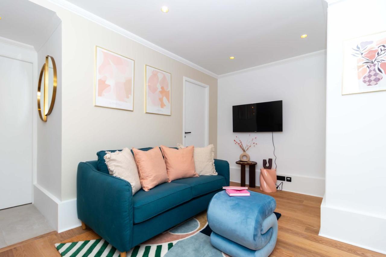 Center Of Le Marais By Prestige Paris