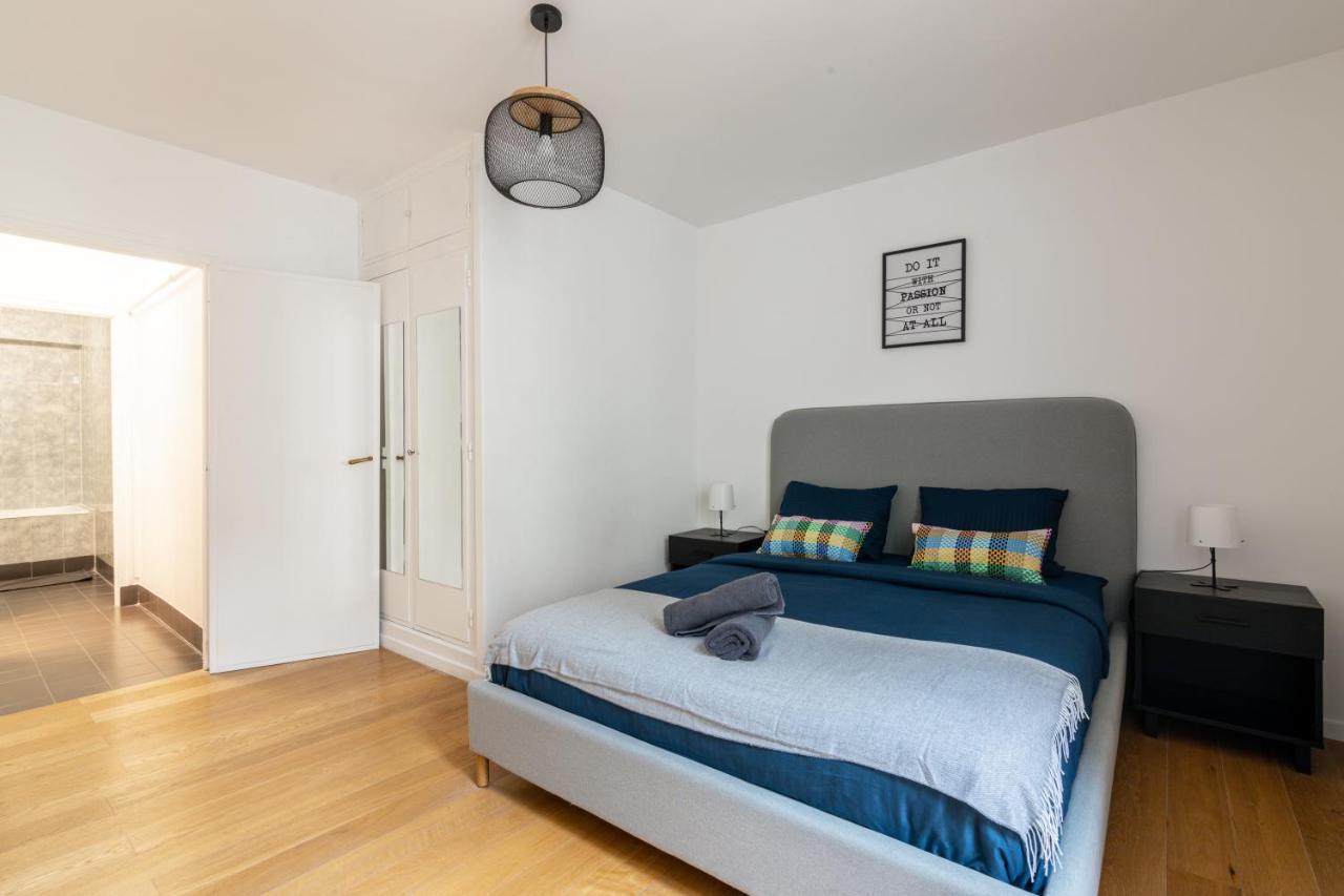 Luxurious 2 Bedroom Arc De Triomphe Grande Armee Appartement Paris