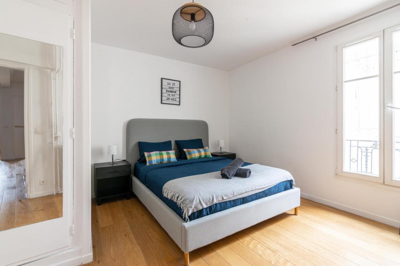 Luxurious 2 Bedroom Arc De Triomphe Grande Armee Paris