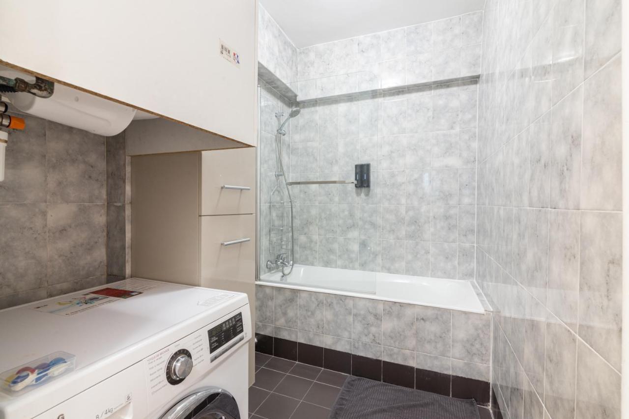 Luxurious 2 Bedroom Arc De Triomphe Grande Armee Appartement *