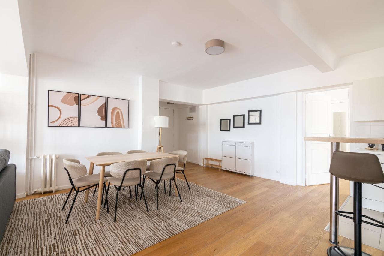 Appartement Luxurious 2 Bedroom Arc De Triomphe Grande Armee Paris