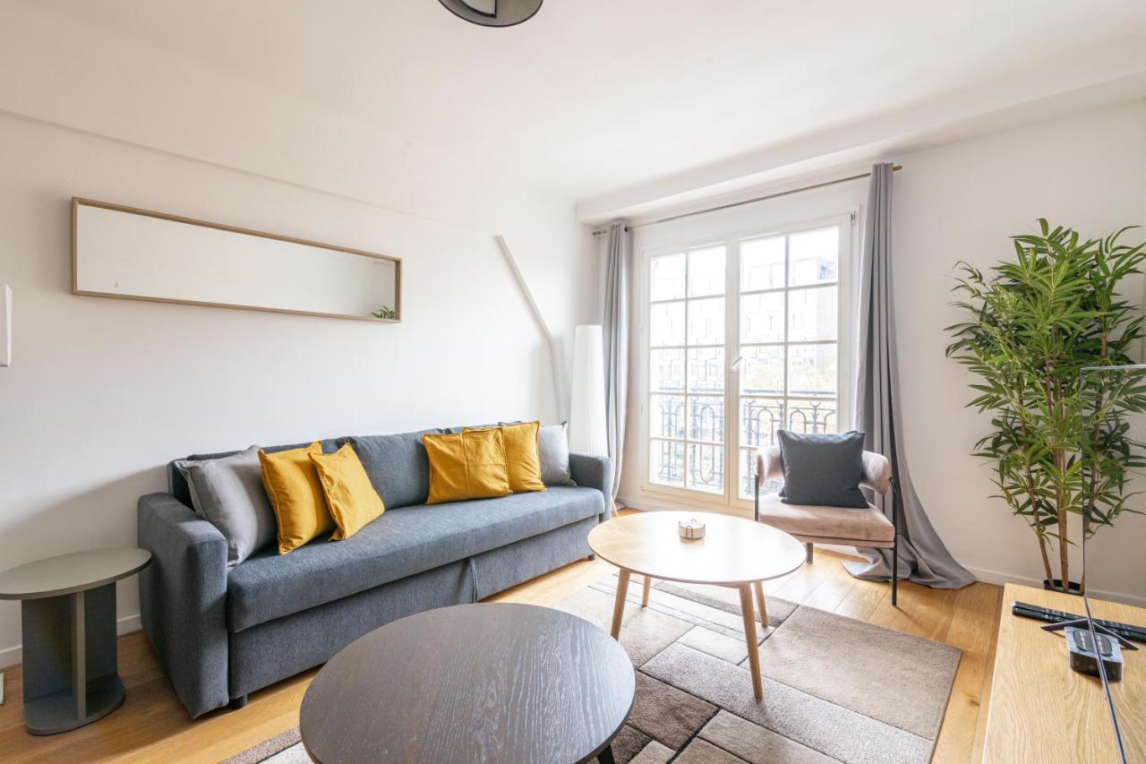 Luxurious 2 Bedroom Arc De Triomphe Grande Armee * Paris