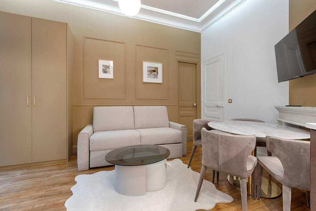 Apartment Mykeypers Luxury Parisian Flat - Heart Of *