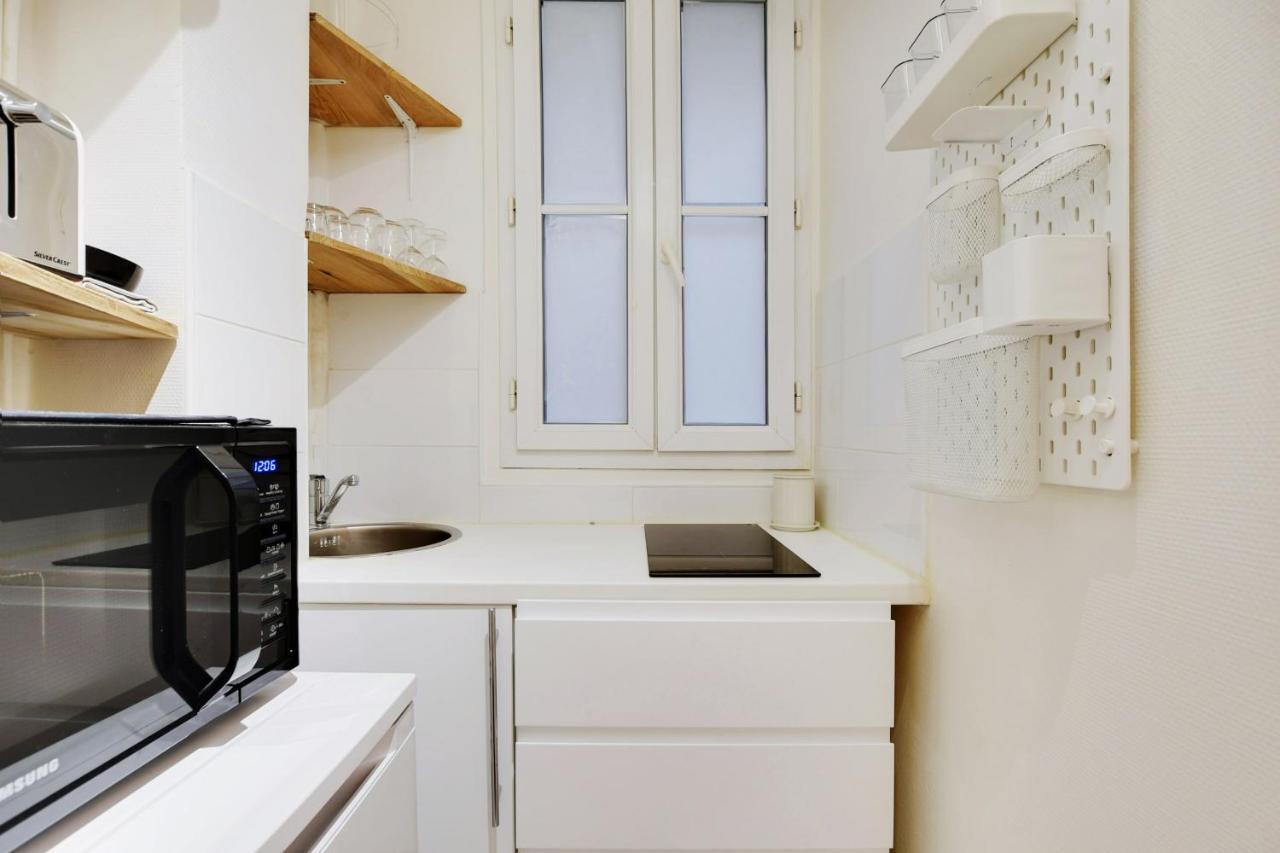Cozy Parisian Retreat In The Heart Of The City Paris
