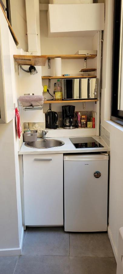Marais Menilmontant Apartment Paris