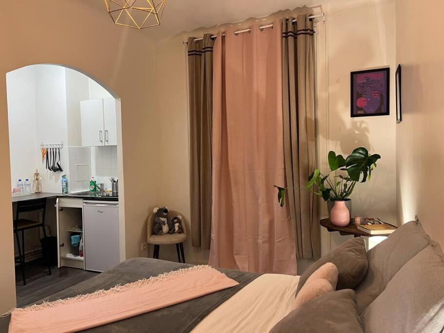Warm Studio Next To Place Italie - Mp52b Apartment Paris