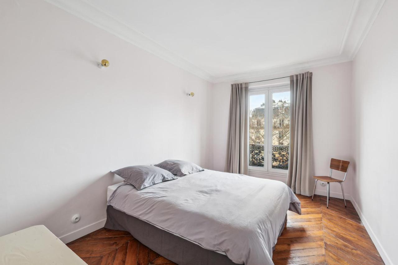 Apartment Spacious 'canal Saint Martin' For 6 By Weekome Paris
