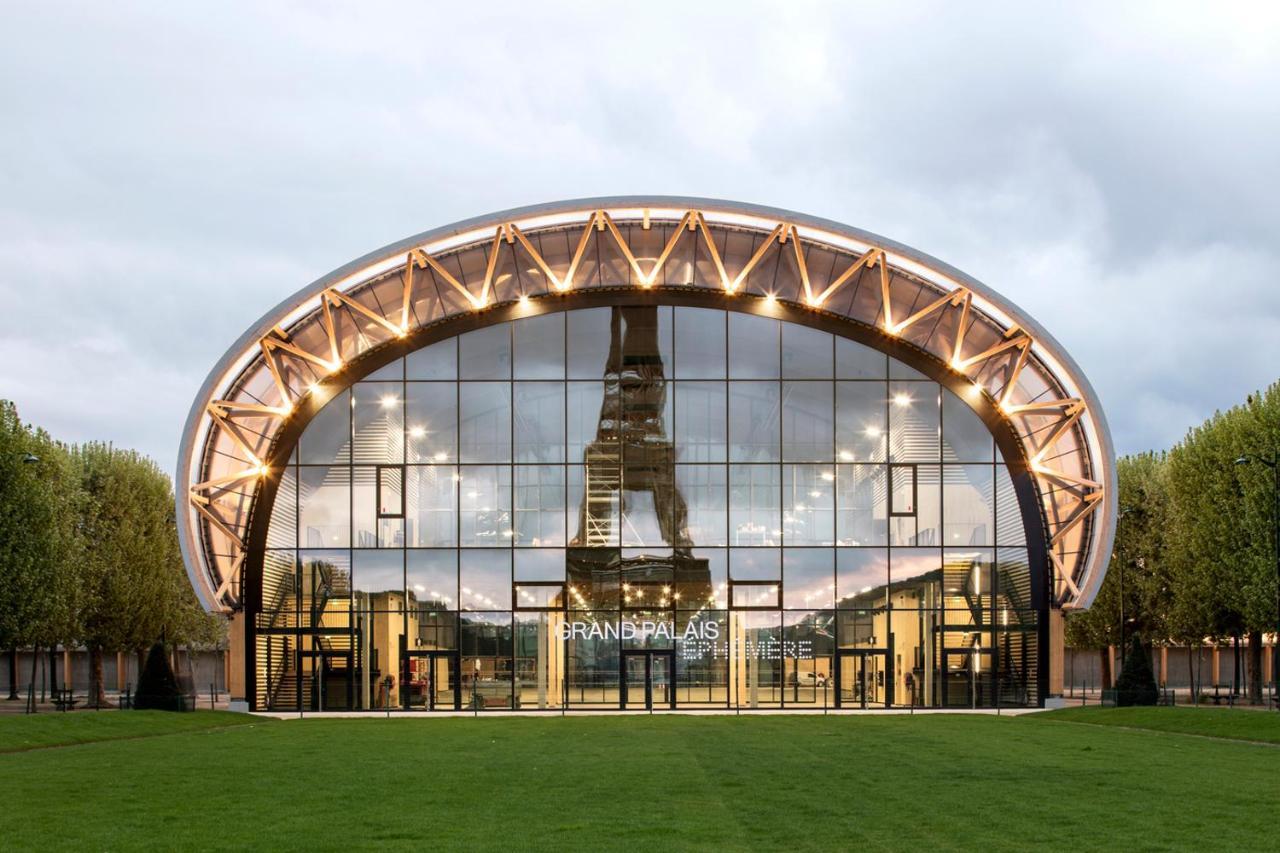 2 Pieces A Ecole Militaire Champ De Mars Tour Eiffel Apartment Paris