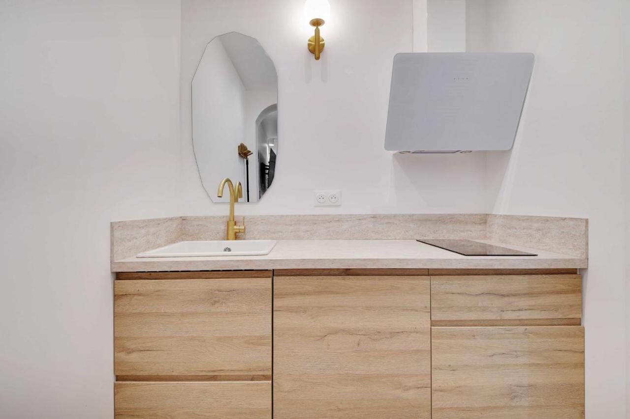Cozy Studio In The Vibrant Heart Of Appartement *