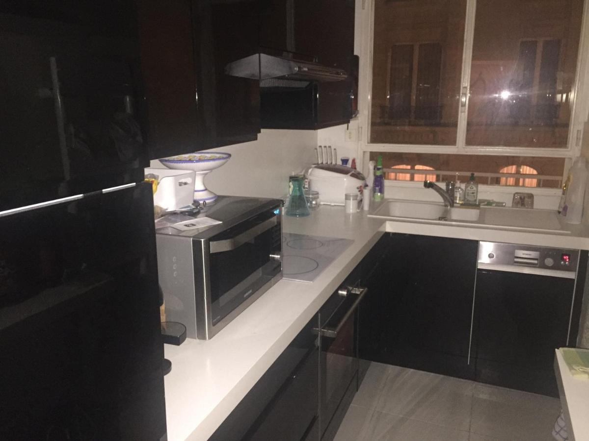 Private Bedrooms Near Eiffel Tower Homestay Paris