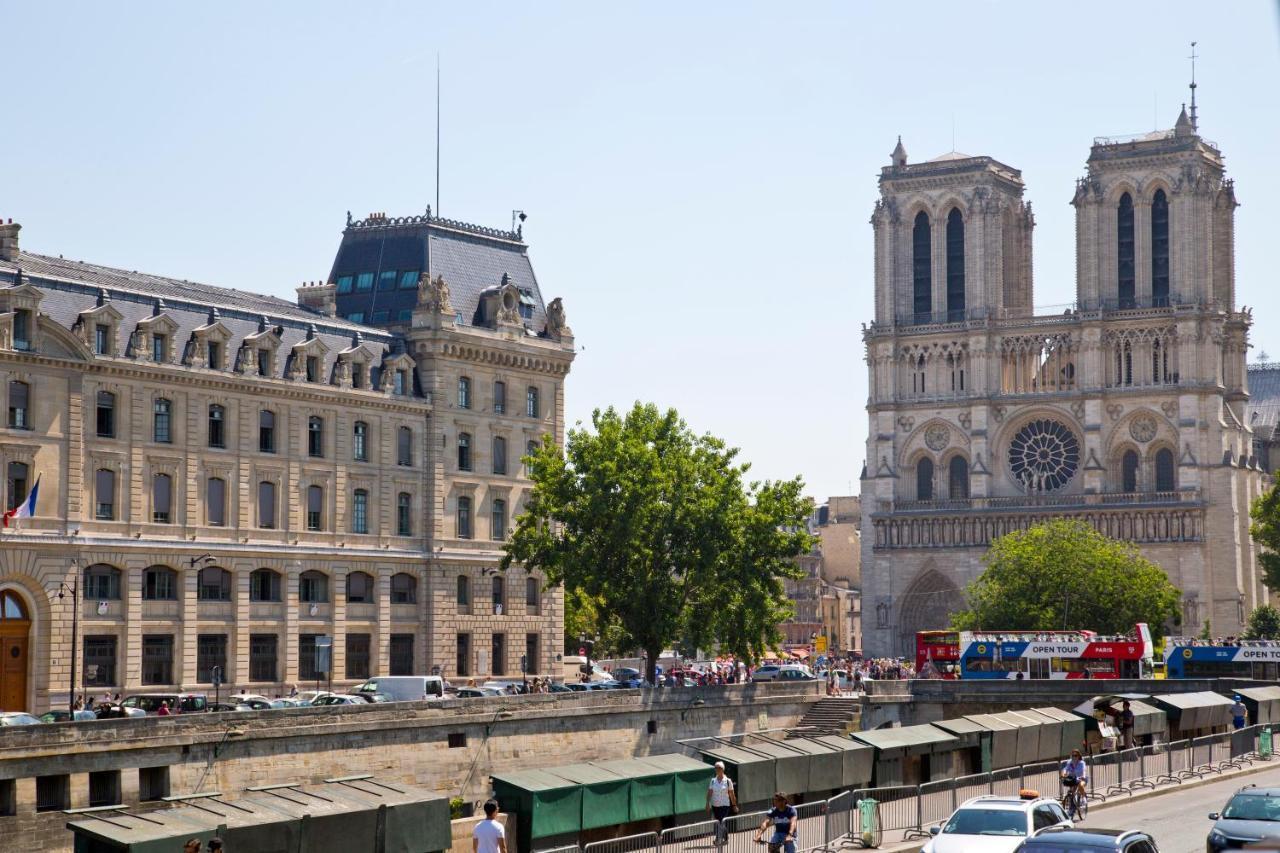 Apartment Tasty Luxury 3 Bedroom Full View Seine-notre Dame