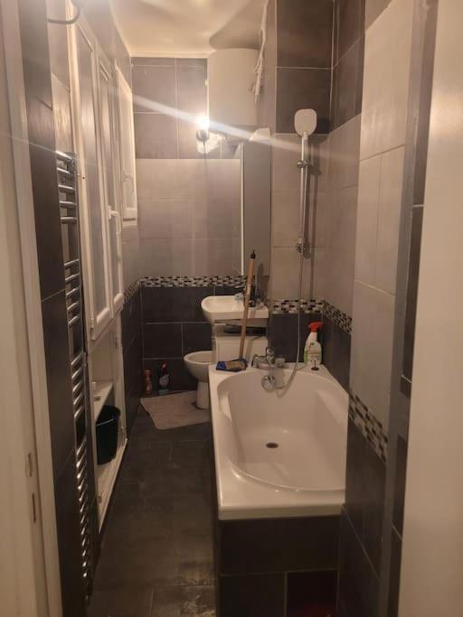 Appartement Pres De Montmartre Paris