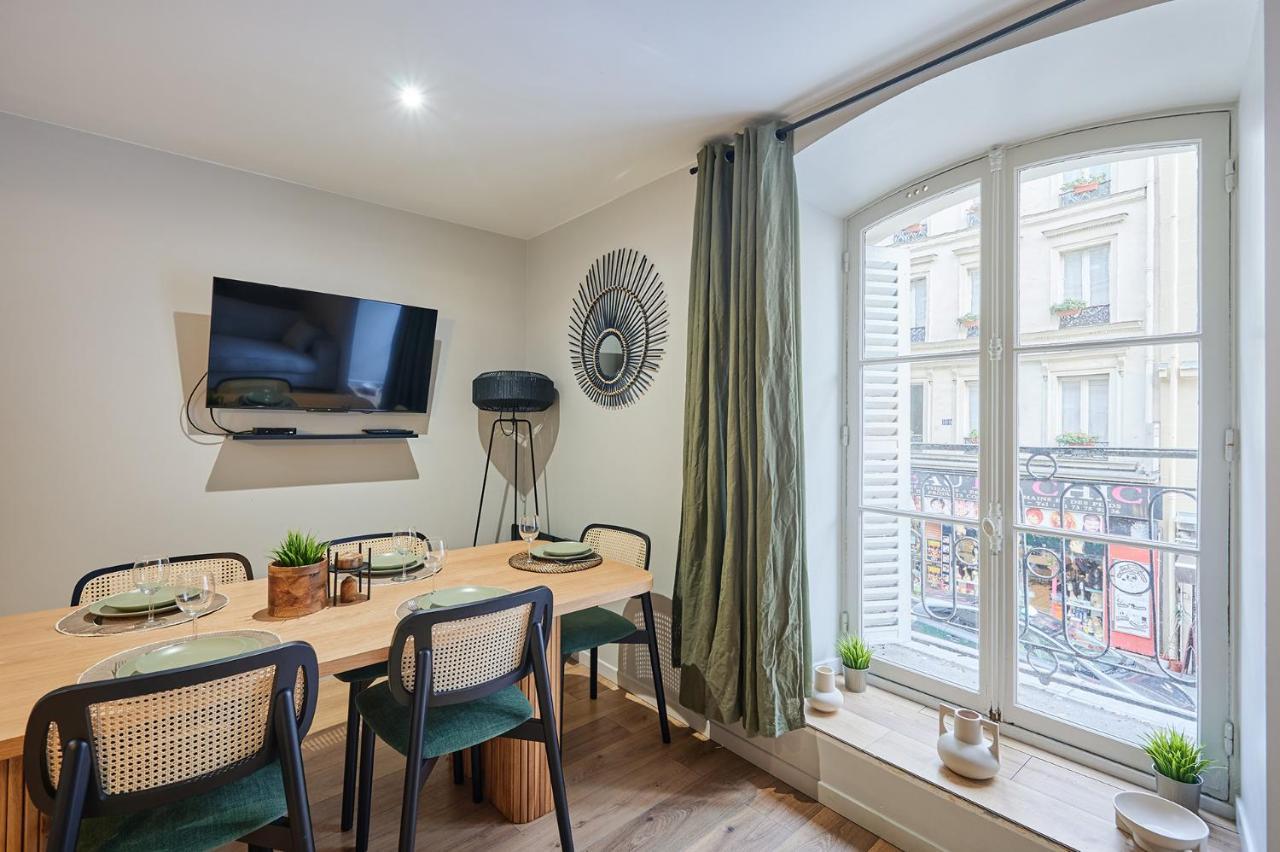 Centrer Of By Prestige Apartment