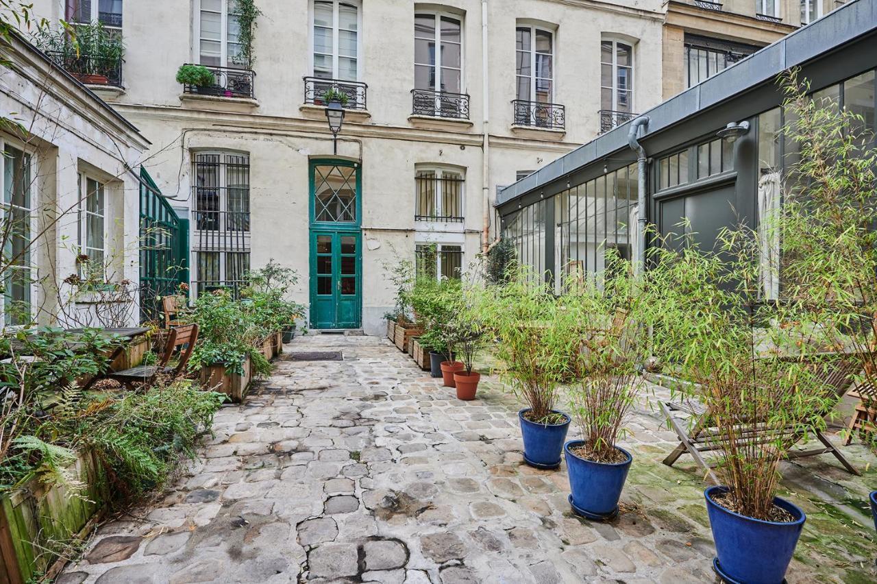 Centrer Of By Prestige * Paris