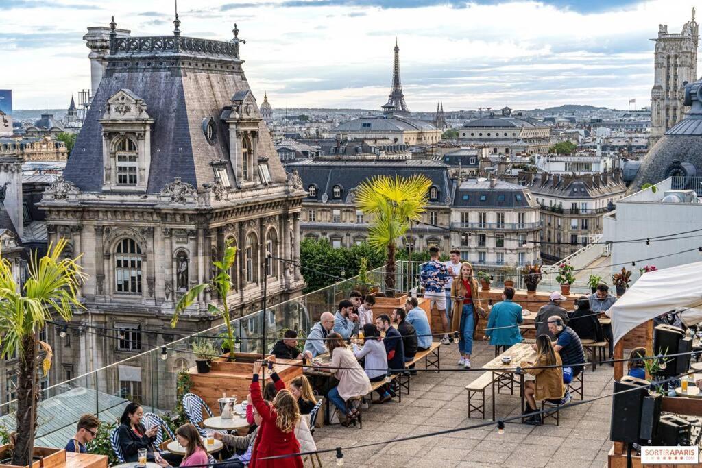 Iconic Location Only 500 Meters To The Louvre Paris