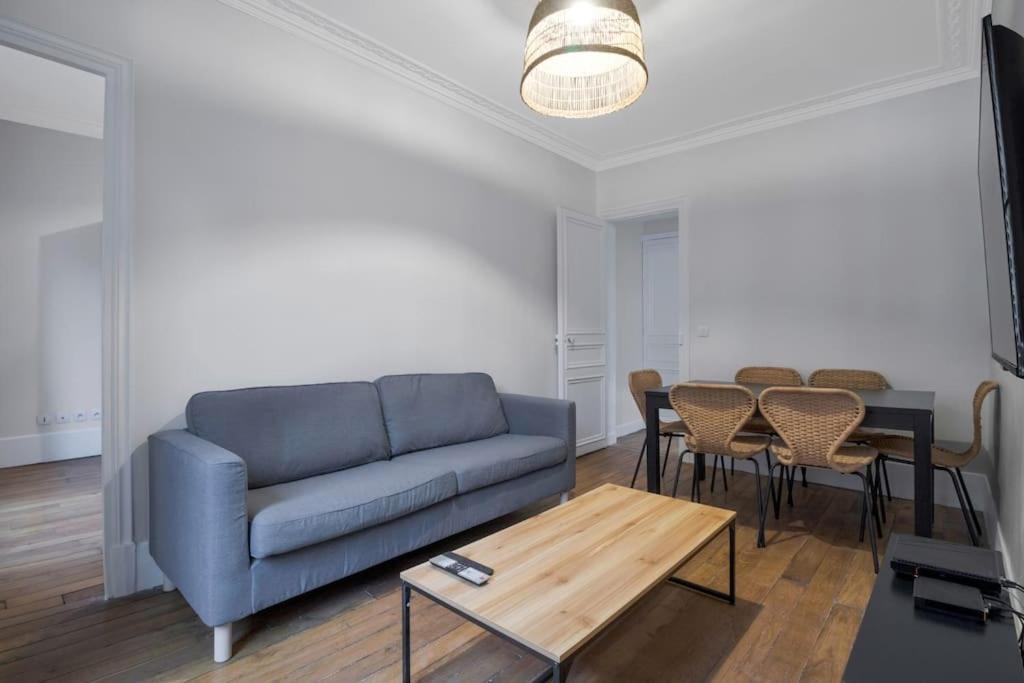 Apartment 6pers #3 Bedrooms #2 Bathrooms#paris 17eme Paris