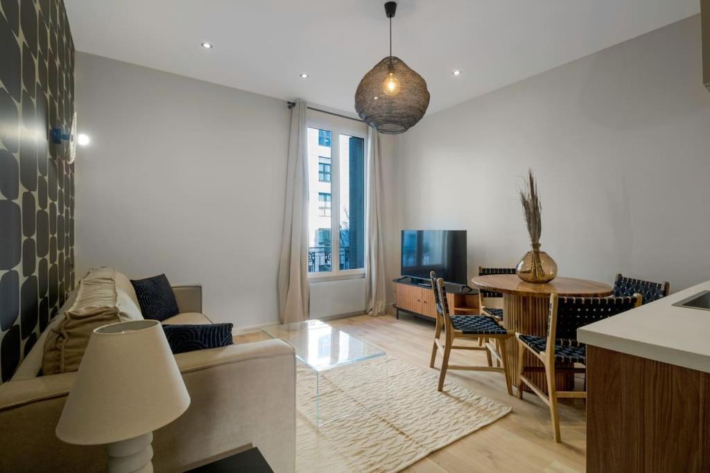 Appartement 12.appart 4pers#1 Bedroom #pere Lachaise #nation