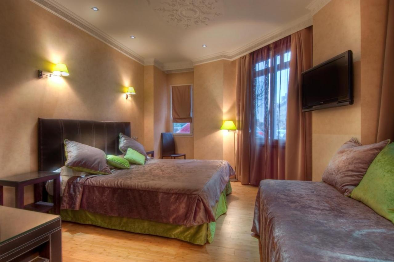 Claude Bernard Saint-germain 3* Paris