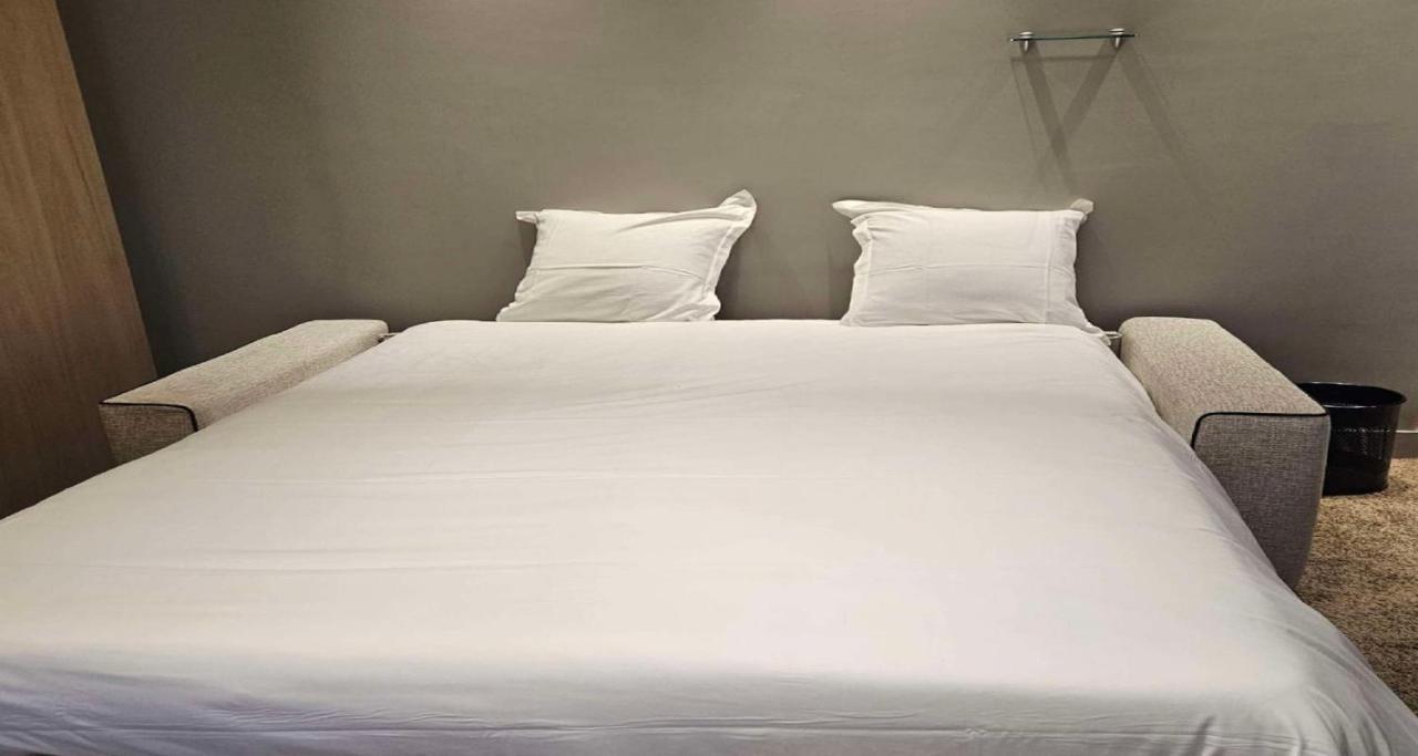Hotel Apolonia Montmartre; Sure Collection By Western 3*