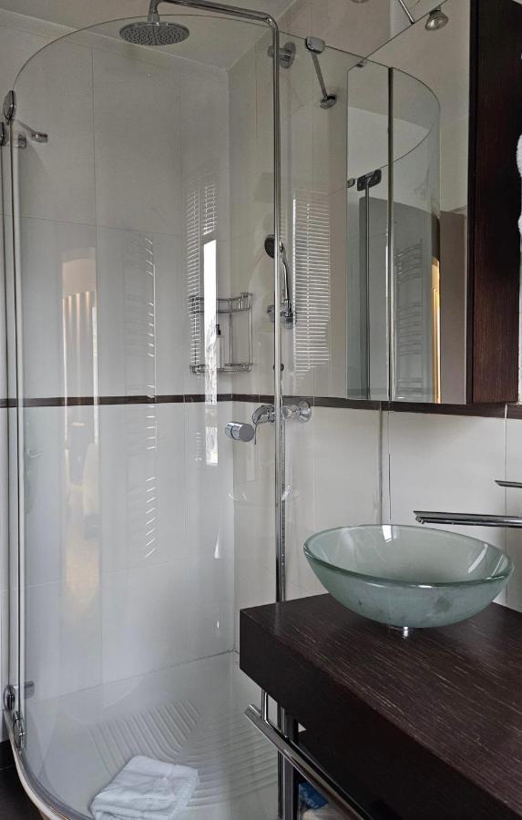 Apolonia Montmartre; Sure Collection By Western Hotel 3*