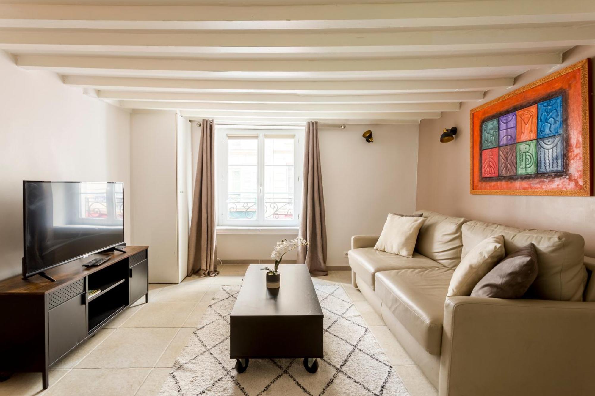 Rivoli Vieille Du Temple With Ac Apartment Paris
