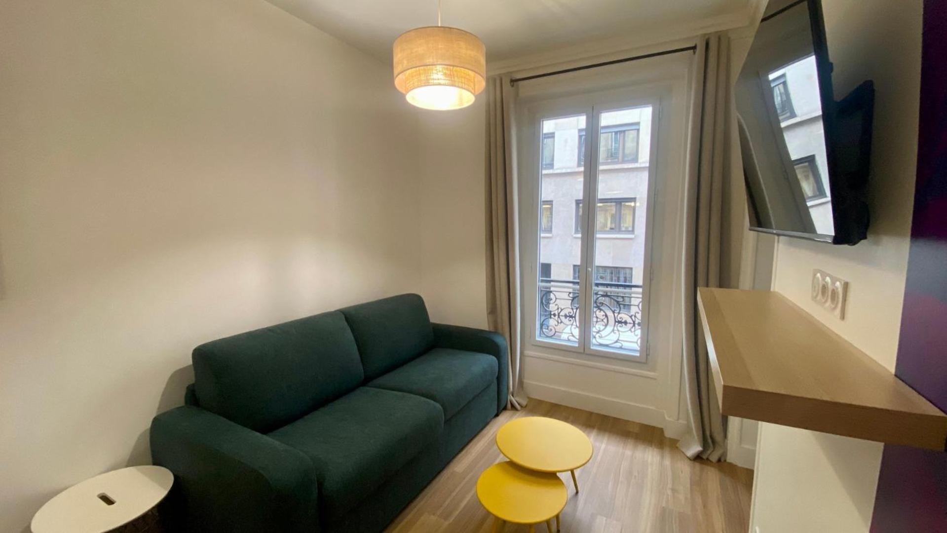 Lumineux Proche Saint-lazare - 8p Apartment *