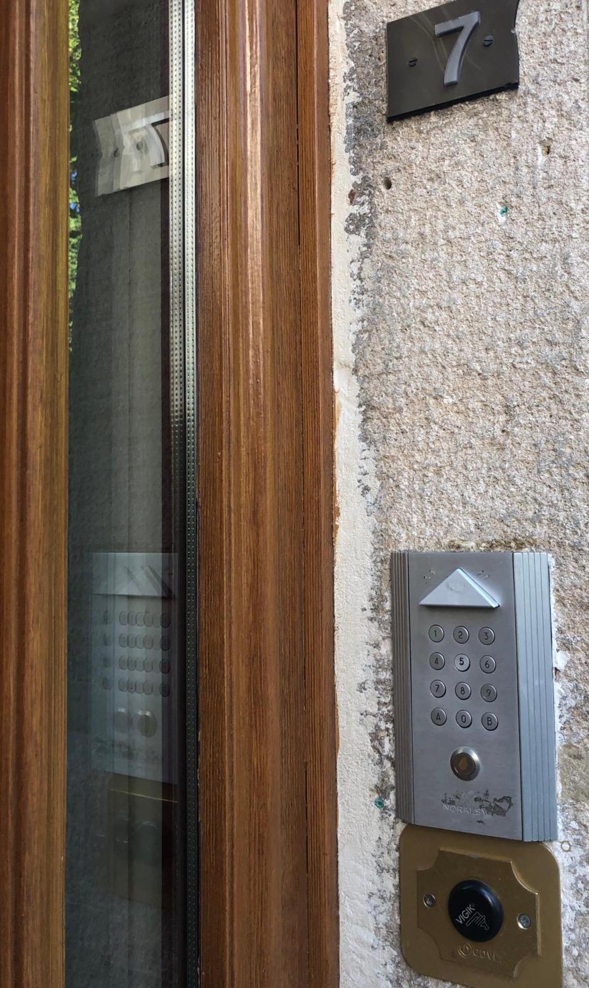 Lacharriere-logement Entier 38m2 Appartement