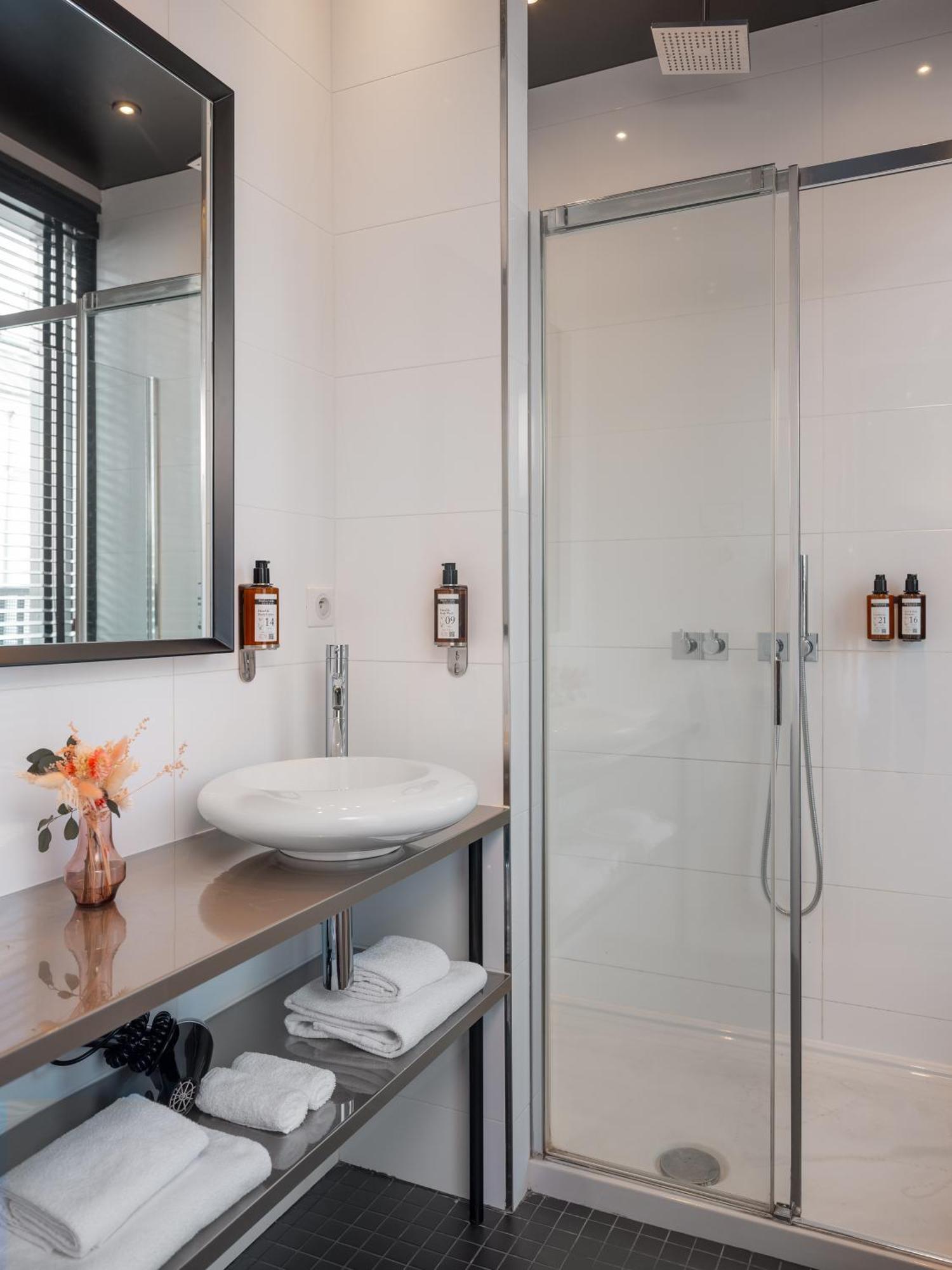 Grand Lafayette Hotel 4*