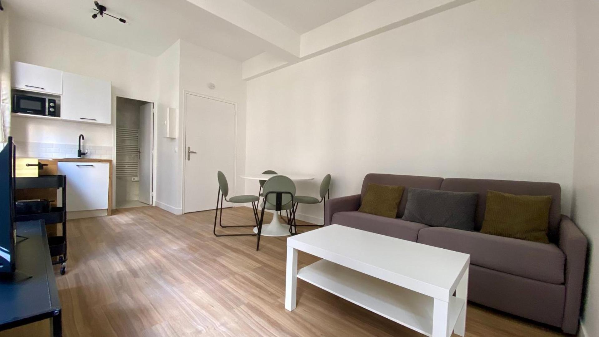 Apartment Proche Grands Boulevard 4p