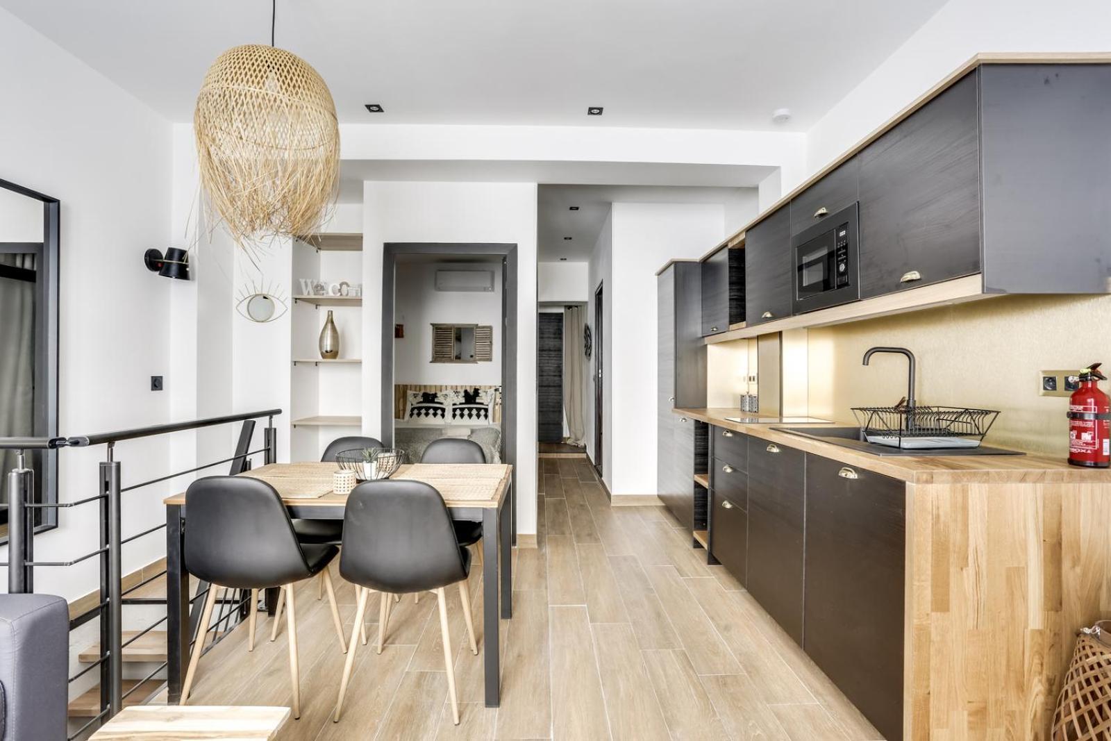 149 Christophe - Superbe A Apartment Paris