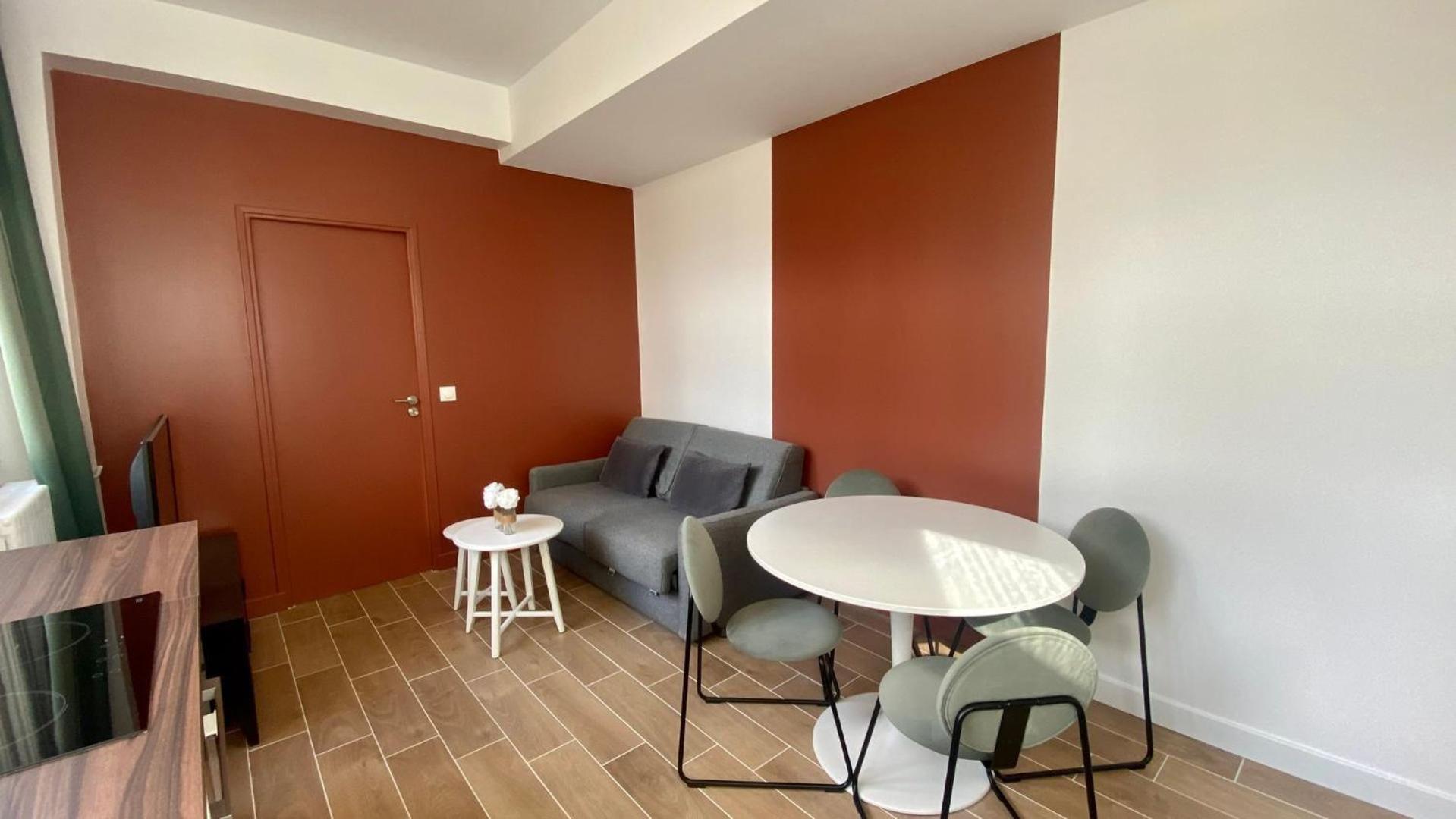 Confortable Proche Grands Boulevard 4p