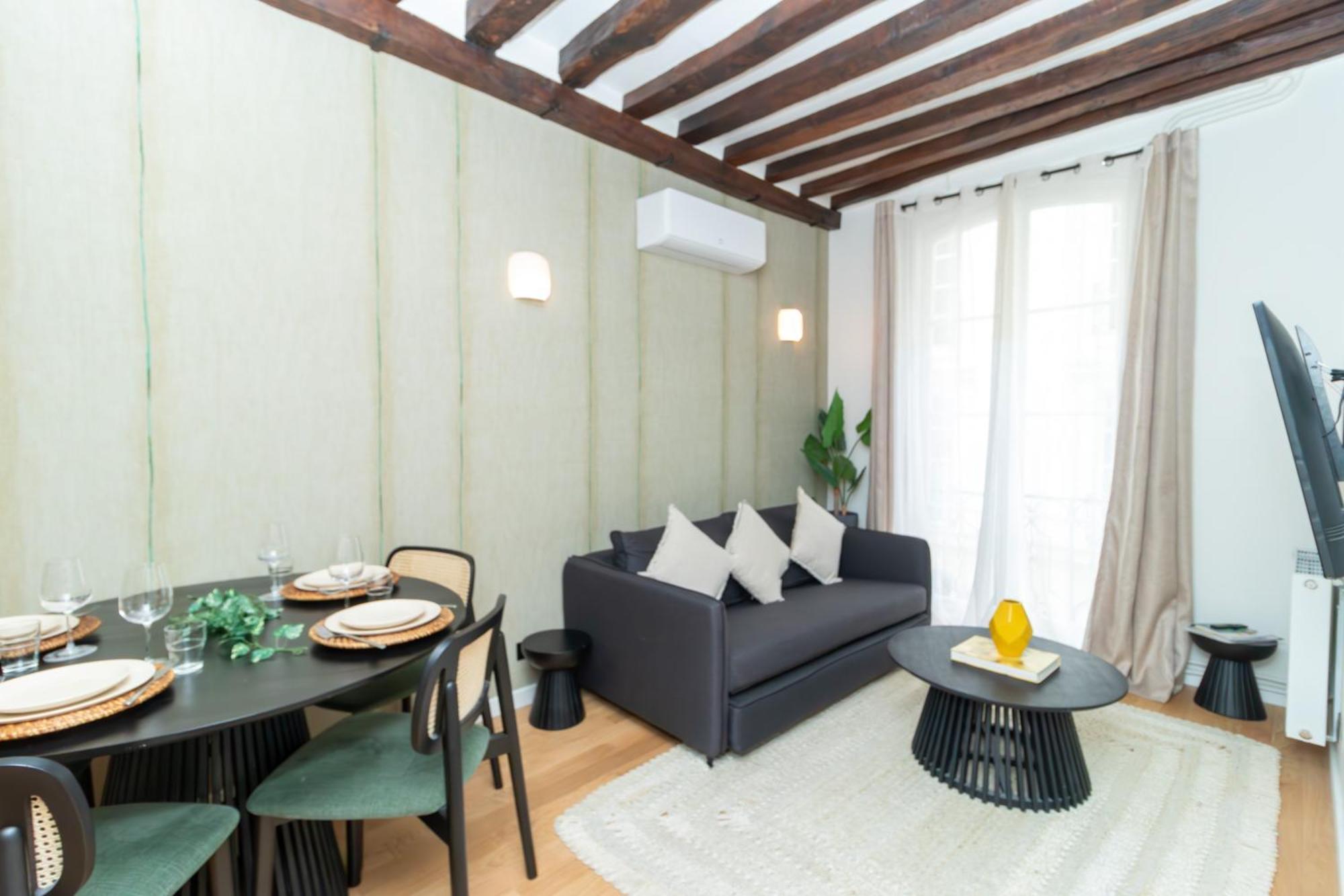 Center Of By Prestige Appartement